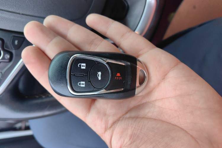 Used Buick Regal 2015 1.6T Elite Tech Model Vehicle Key