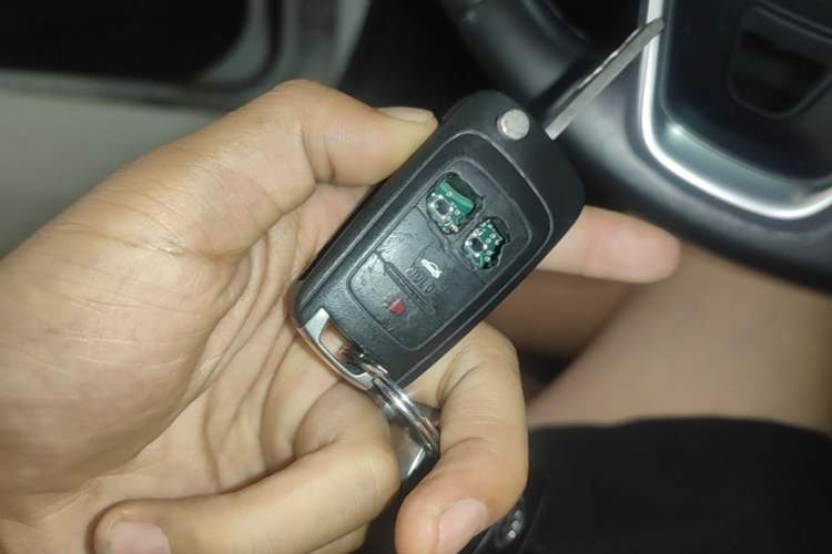 Used Buick Regal 2015 1.6T Elite Tech Model Vehicle Key