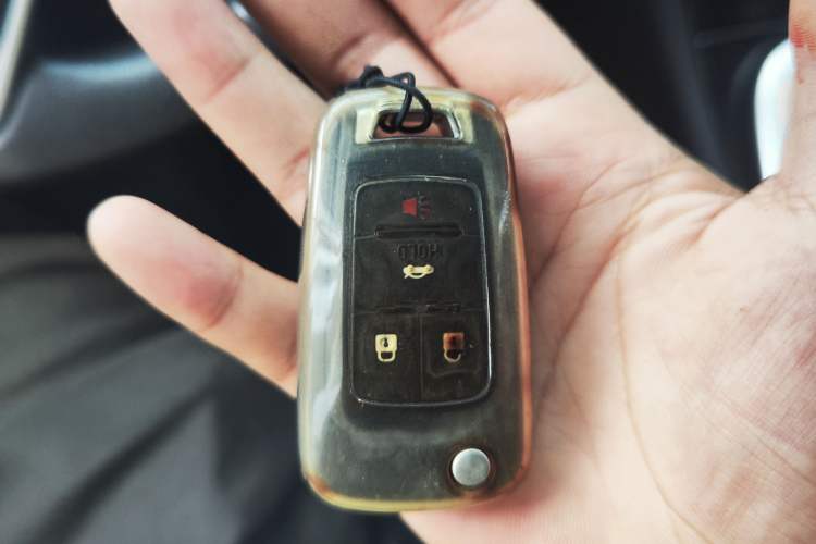 Used Buick Regal 2015 1.6T Leading Technology Model Vehicle Key