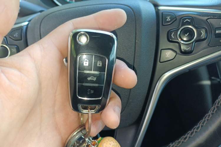 Used Buick Regal 2015 1.6T Elite Tech Model Vehicle Key