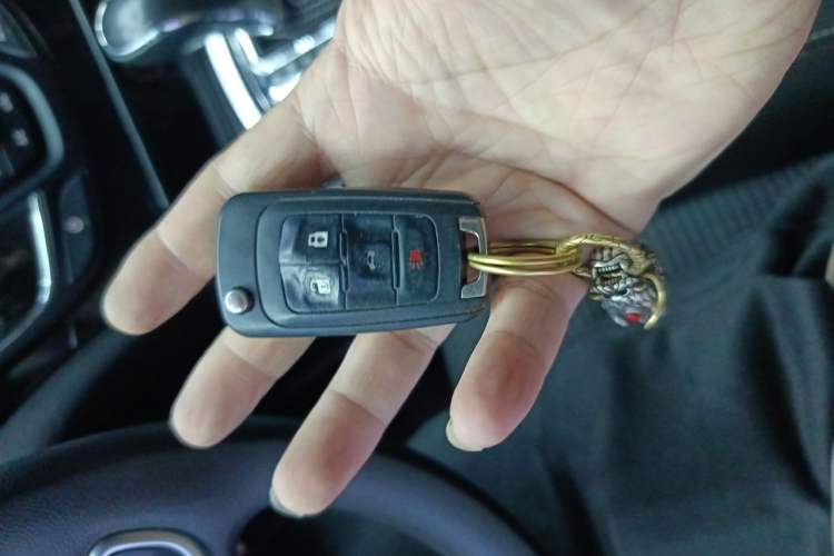 Used Buick Regal 2015 1.6T Leading Technology Model Vehicle Key