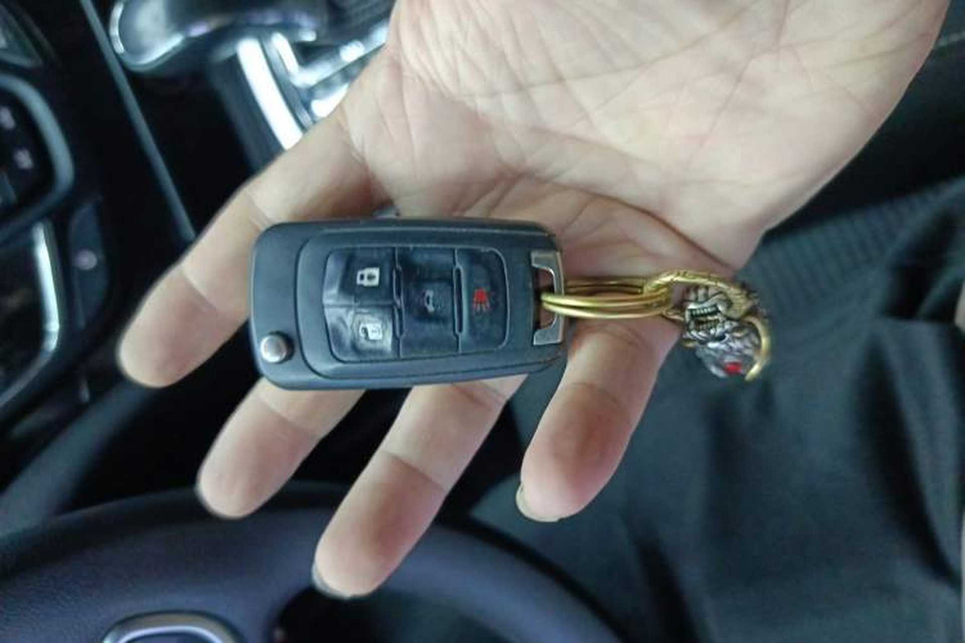 Used Buick Regal 2015 1.6T Leading Technology Model Vehicle Key