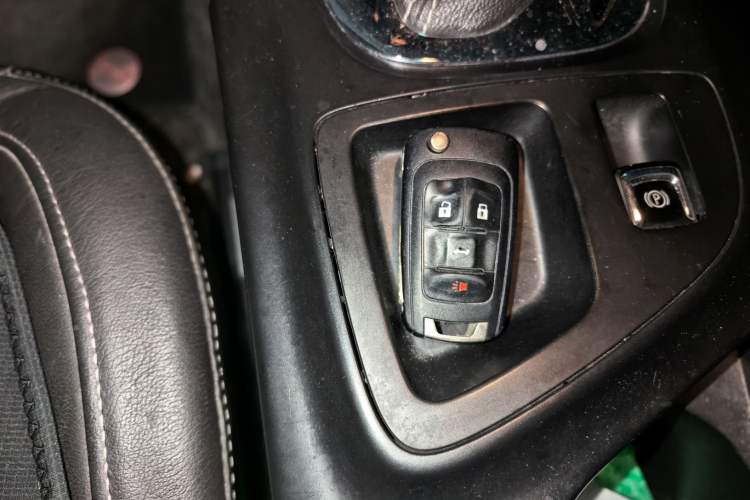 Used Buick Regal 2015 1.6T Elite Tech Model Vehicle Key