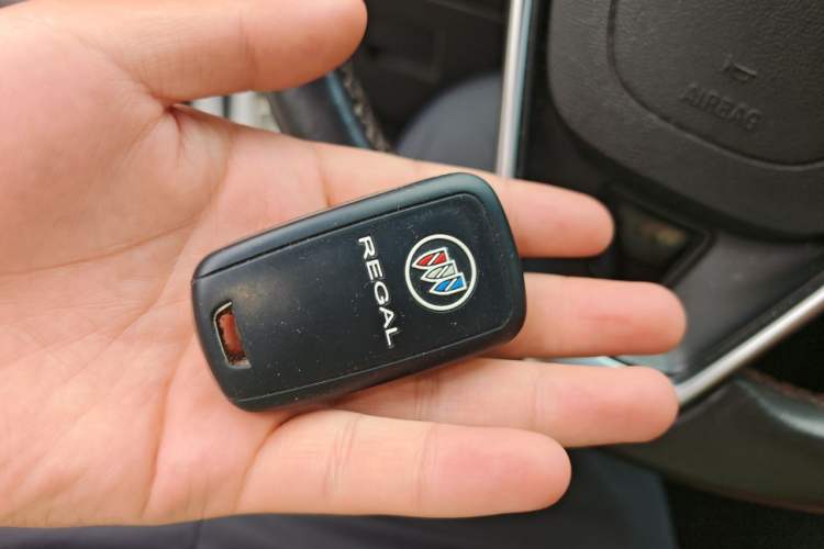 Used Buick Regal 2015 1.6T Elite Tech Model Vehicle Key