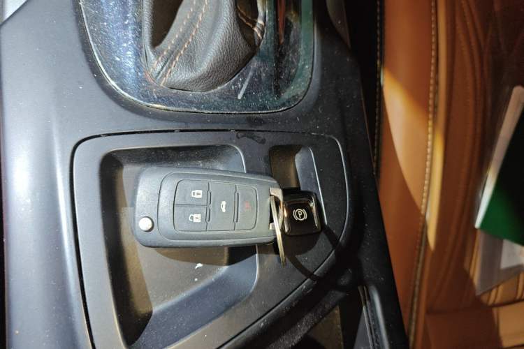 Used Buick Regal 2015 1.6T Elite Tech Model Vehicle Key