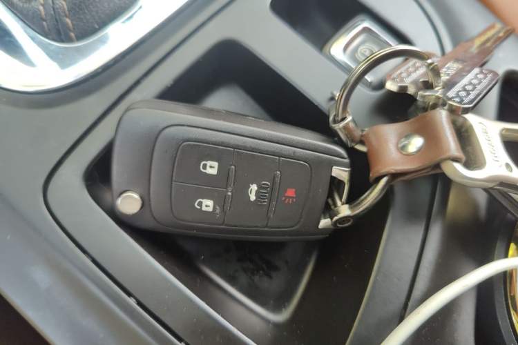 Used Buick Regal 2015 1.6T Elite Tech Model Vehicle Key