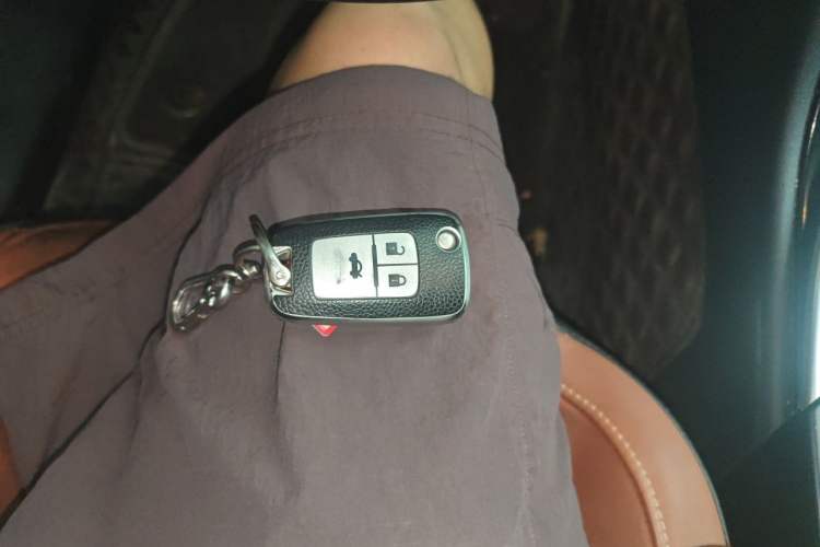 Used Buick Regal 2015 1.6T Elite Tech Model Vehicle Key