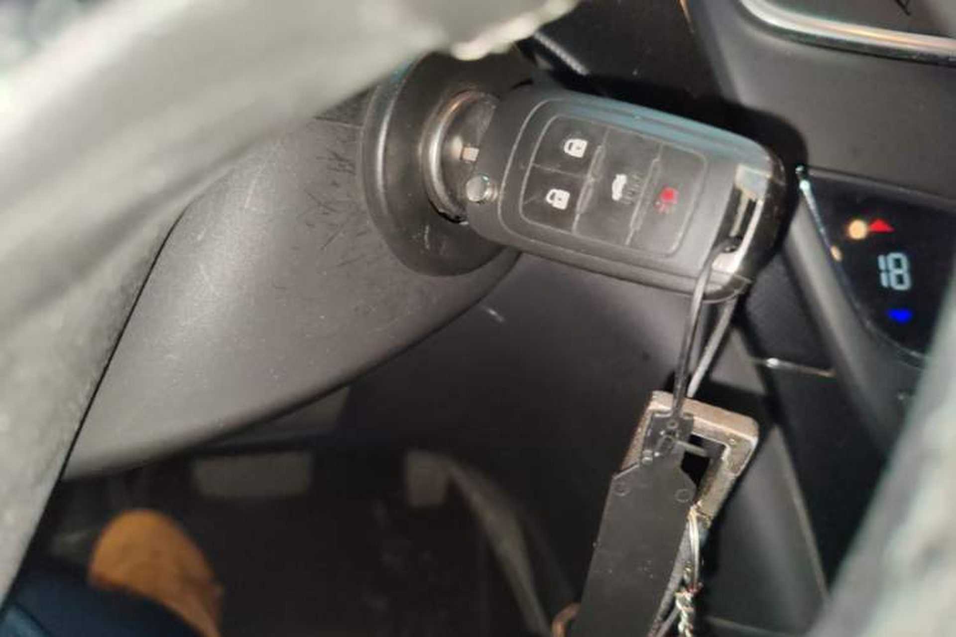 Used Buick Regal 2015 1.6T Leading Technology Model Vehicle Key