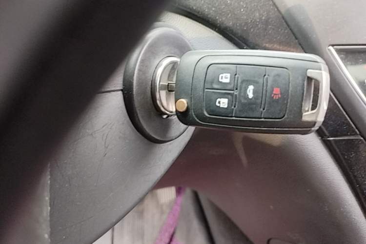 Used Buick Regal 2015 1.6T Leading Technology Model Vehicle Key