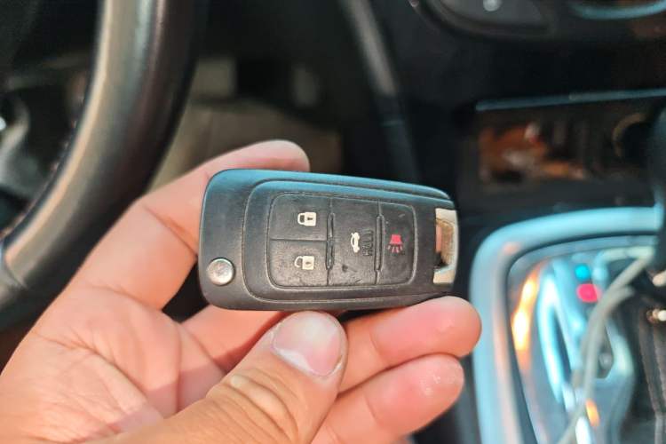 Used Buick Regal 2015 1.6T Leading Technology Model Vehicle Key