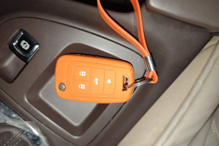 Used Buick Regal 2015 2.0L Elite Fashion Edition Vehicle Key