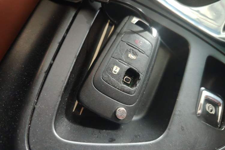 Used Buick Regal 2015 1.6T Elite Tech Model Vehicle Key