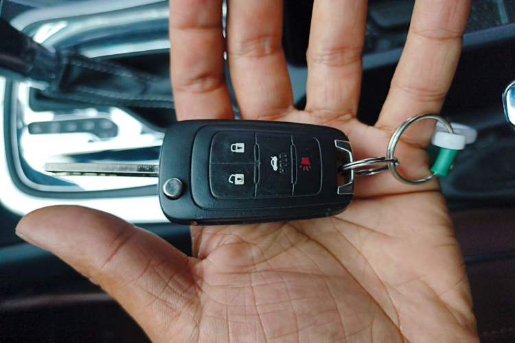 Used Buick Regal 2015 1.6T Leading Technology Model Vehicle Key