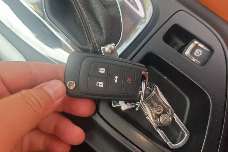 Used Buick Regal 2015 1.6T Elite Tech Model Vehicle Key