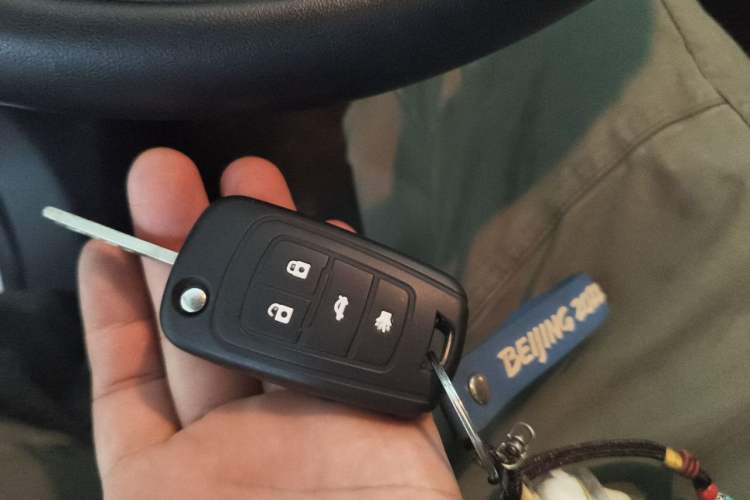 Used Buick Regal 2015 1.6T Leading Technology Model Vehicle Key