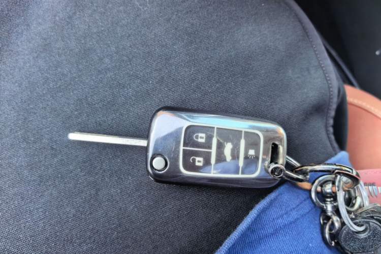 Used Buick Regal 2015 1.6T Elite Tech Model Vehicle Key