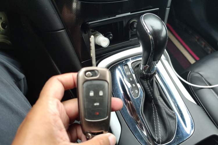 Used Buick Regal 2015 1.6T Fashion Tech Model Vehicle Key