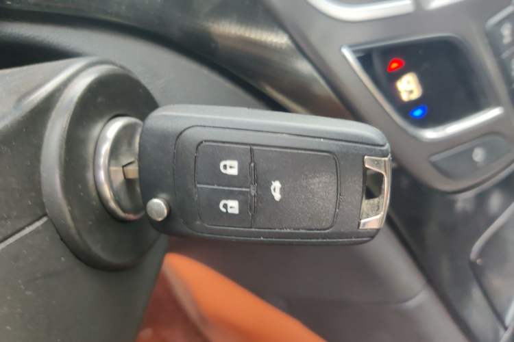 Used Buick Regal 2015 1.6T Leading Technology Model Vehicle Key