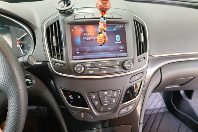 Used Buick Regal 2015 1.6T Elite Tech Model Audio And AC Panel