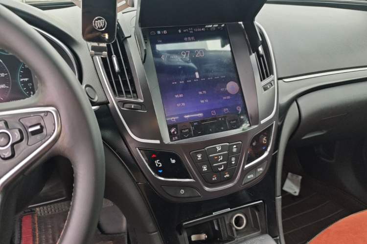 Used Buick Regal 2015 1.6T Elite Tech Model Audio And AC Panel