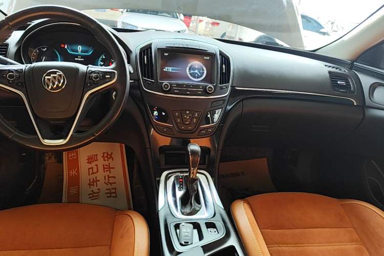 Used Buick Regal 2015 1.6T Elite Tech Model Audio And AC Panel
