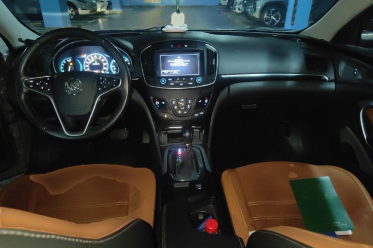 Used Buick Regal 2015 1.6T Elite Tech Model Center Console