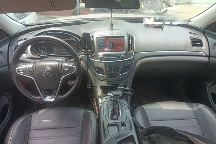 Used Buick Regal 2015 1.6T Elite Tech Model Center Console