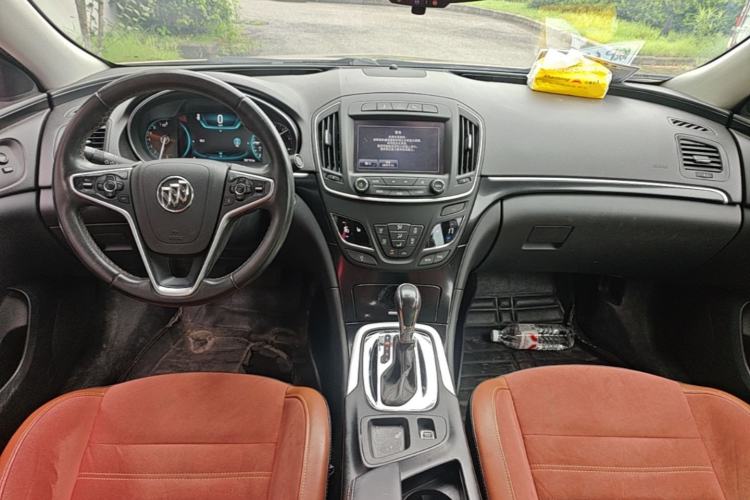 Used Buick Regal 2015 1.6T Elite Tech Model Center Console