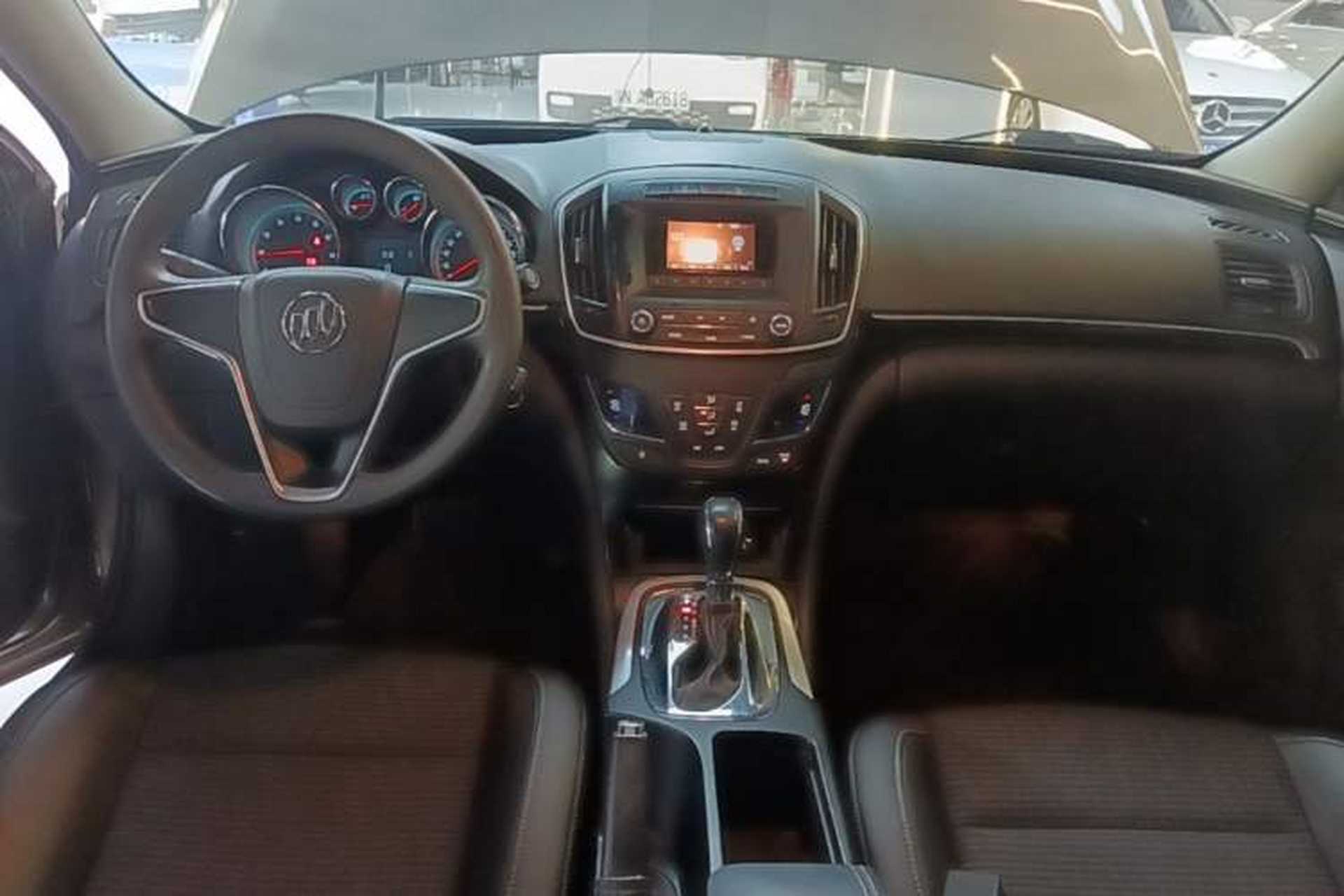 Used Buick Regal 2015 1.6T Leading Technology Model Center Console