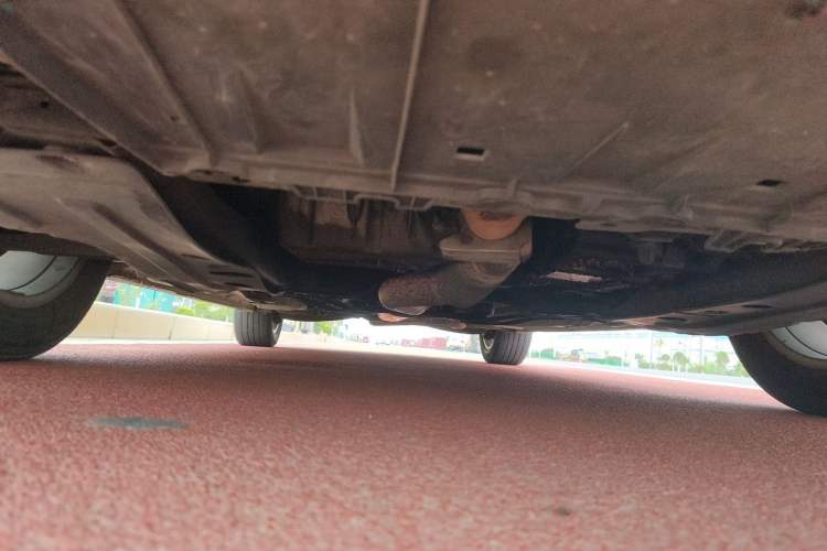 Used Buick Regal 2015 1.6T Elite Tech Model Chassis Front