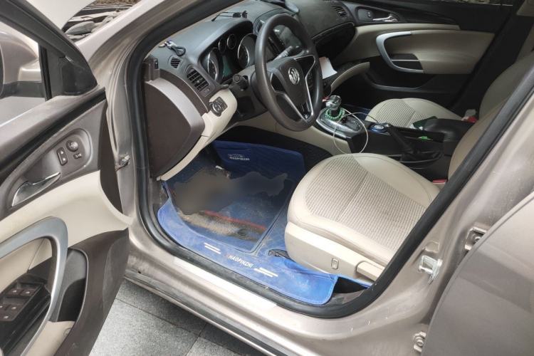 Used Buick Regal 2015 2.0L Leading Fashion Edition Driver Seat
