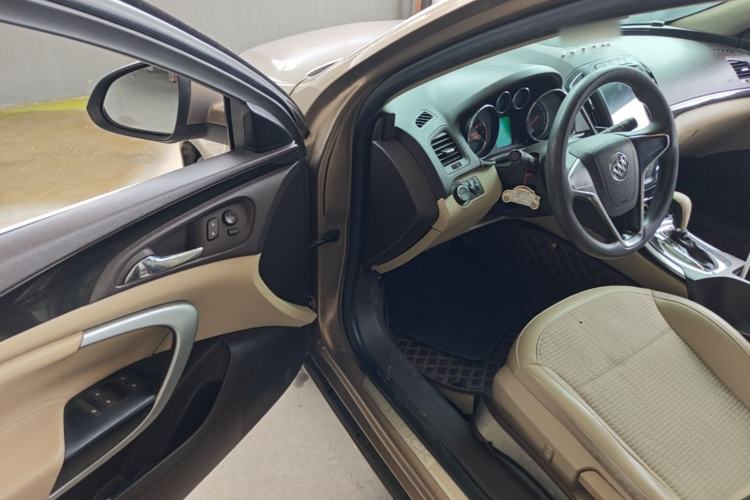 Used Buick Regal 2015 2.0L Leading Fashion Edition Driver Seat
