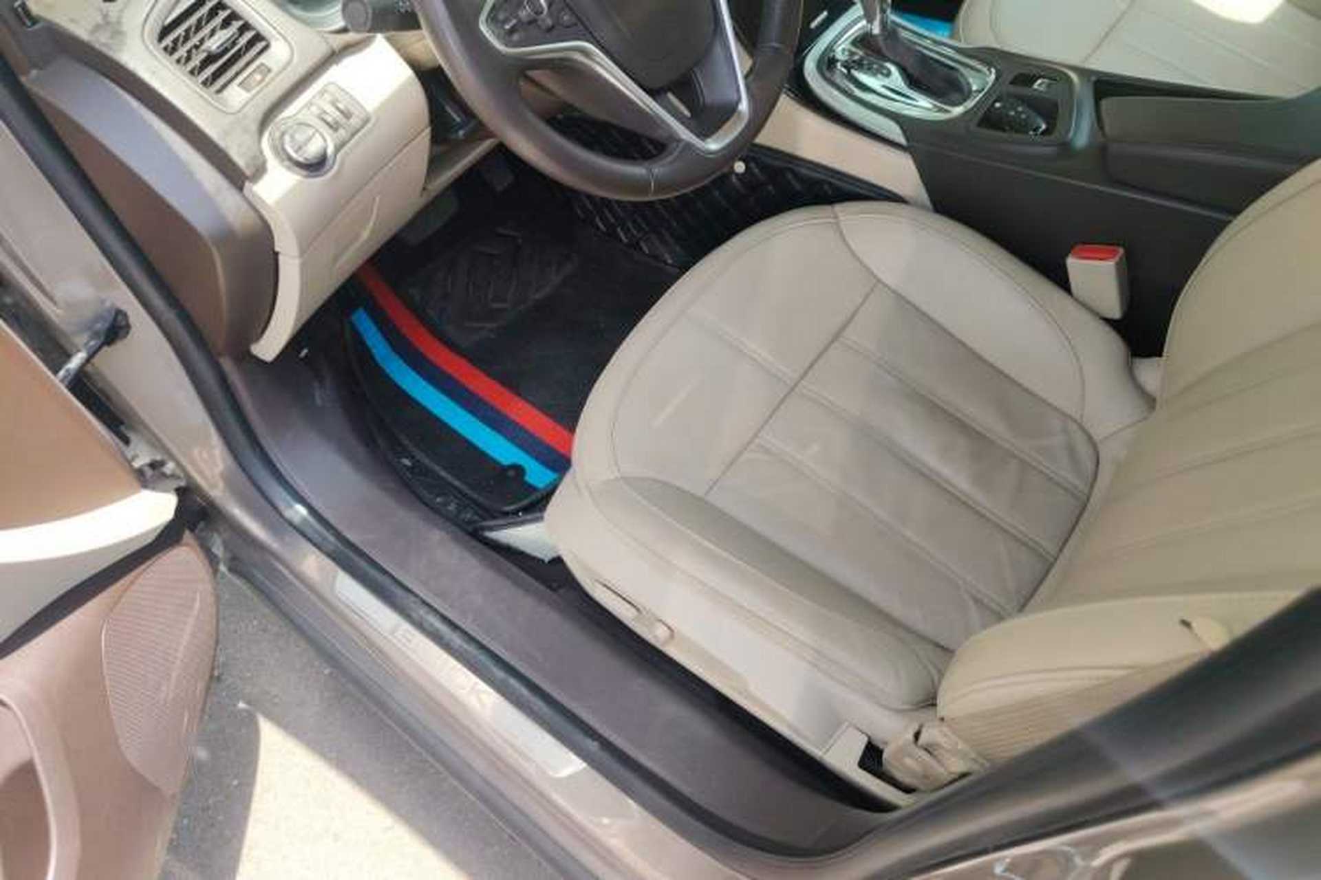 Used Buick Regal 2015 2.0L Elite Fashion Edition Driver Seat