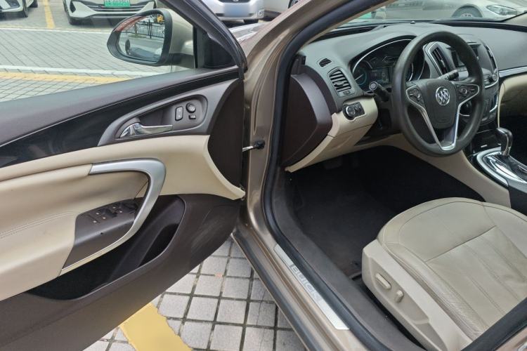 Used Buick Regal 2015 2.0L Elite Fashion Edition Driver Seat