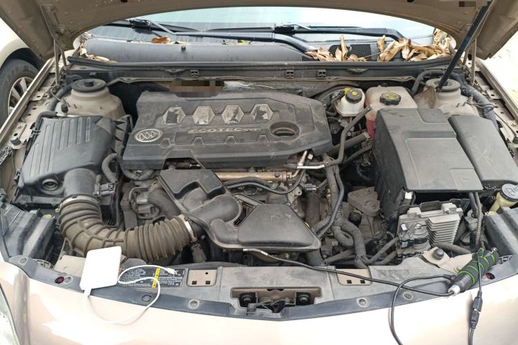 Used Buick Regal 2015 2.0L Elite Fashion Edition Engine Bay
