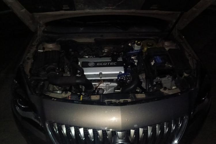 Used Buick Regal 2015 1.6T Elite Tech Model Engine Bay