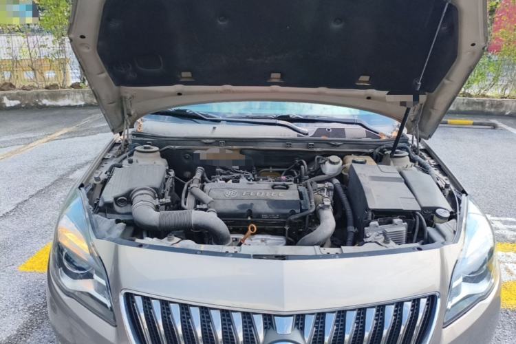 Used Buick Regal 2015 1.6T Elite Tech Model Engine Bay