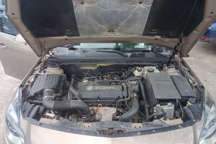 Used Buick Regal 2015 1.6T Elite Tech Model Engine Bay