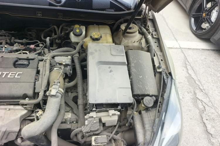 Used Buick Regal 2015 1.6T Leading Technology Model Engine Bay Left
