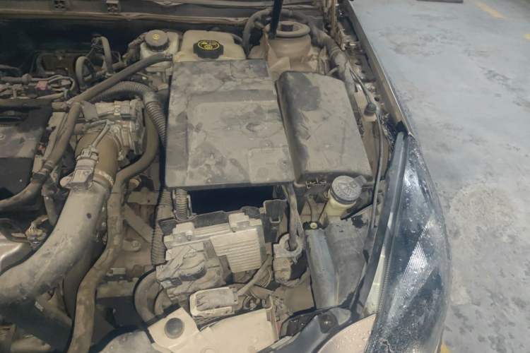 Used Buick Regal 2015 1.6T Leading Technology Model Engine Bay Left