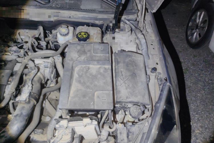 Used Buick Regal 2015 1.6T Elite Tech Model Engine Bay Left