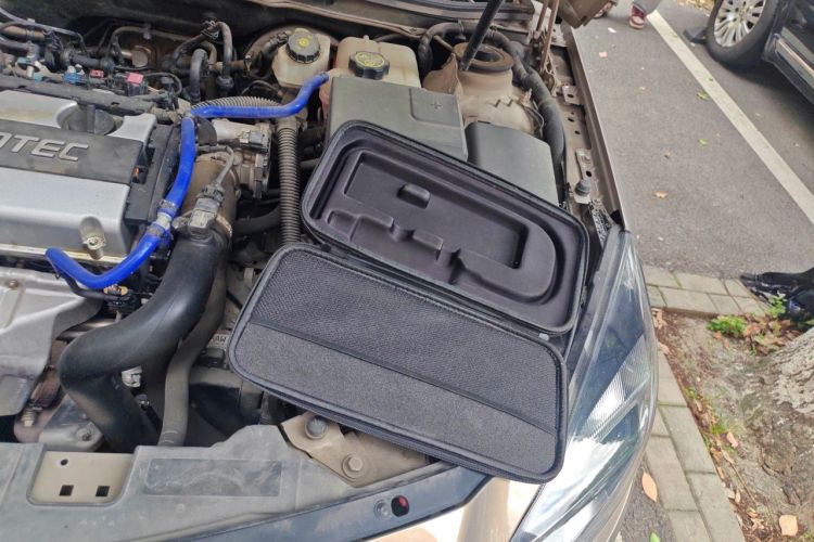 Used Buick Regal 2015 1.6T Elite Tech Model Engine Bay Left