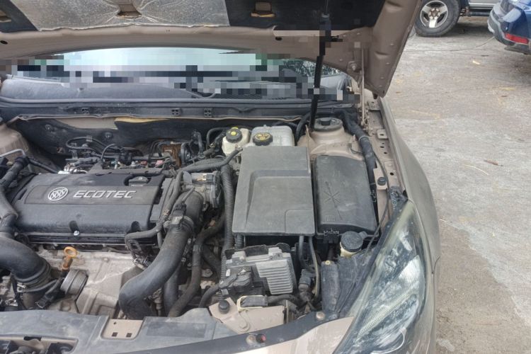 Used Buick Regal 2015 1.6T Elite Tech Model Engine Bay Left