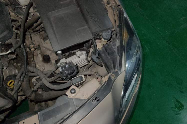 Used Buick Regal 2015 2.0L Leading Fashion Edition Engine Bay Left