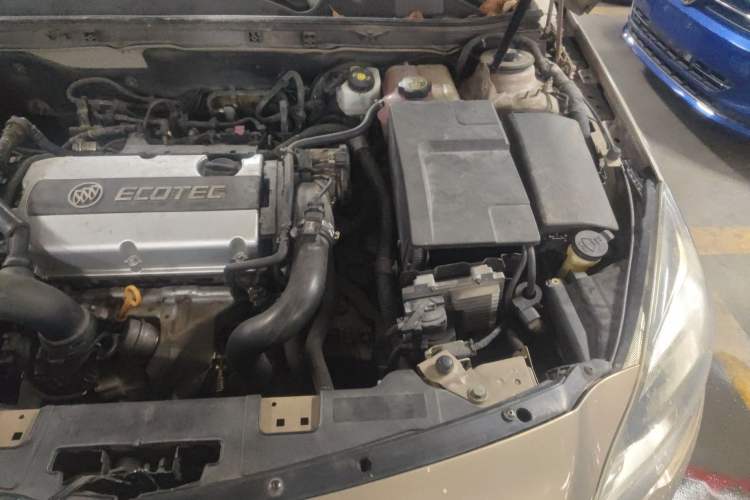 Used Buick Regal 2015 1.6T Leading Technology Model Engine Bay Left