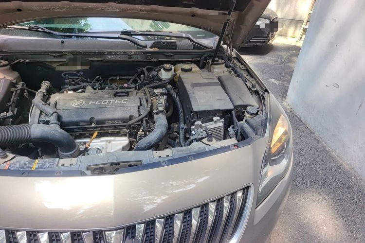 Used Buick Regal 2015 1.6T Elite Tech Model Engine Bay Left