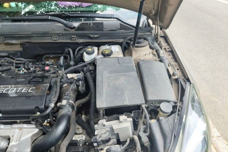Used Buick Regal 2015 1.6T Leading Technology Model Engine Bay Left