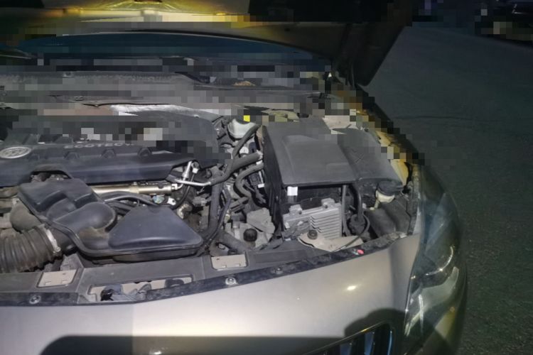 Used Buick Regal 2015 2.0L Elite Fashion Edition Engine Bay Left