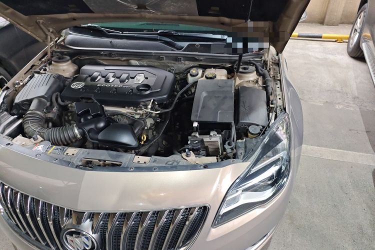 Used Buick Regal 2015 2.0L Leading Fashion Edition Engine Bay Left