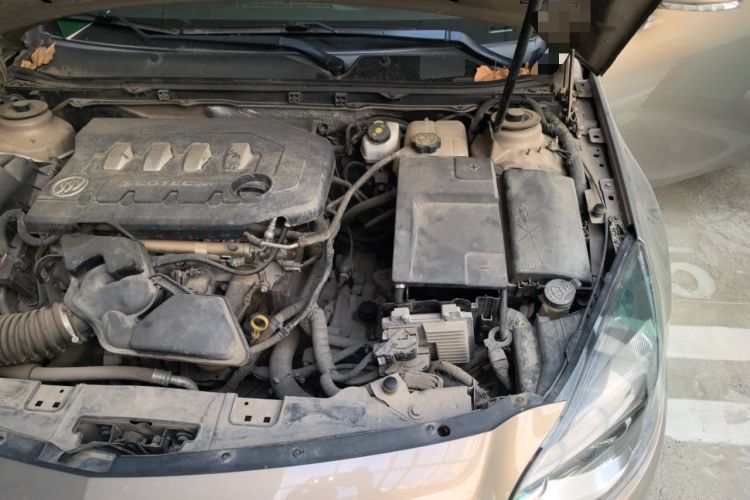 Used Buick Regal 2015 2.0L Leading Fashion Edition Engine Bay Left